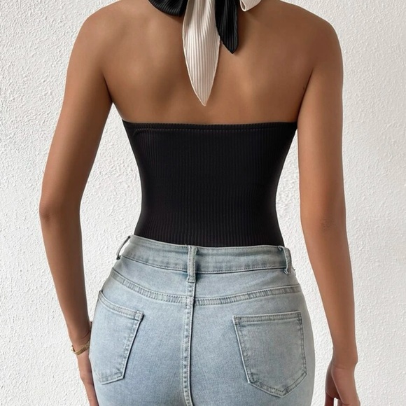 SHEIN cut out twist front halter bodysuit - Picture 2 of 6